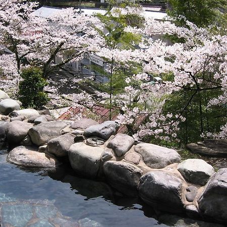 Hotel Tomiya Shin'onsen Zewnętrze zdjęcie