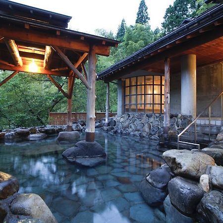 Hotel Tomiya Shin'onsen Zewnętrze zdjęcie