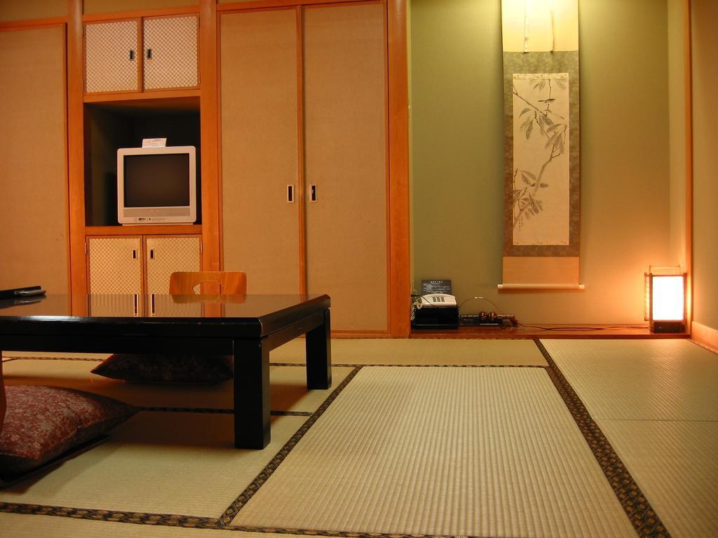 Hotel Tomiya Shin'onsen Pokój zdjęcie